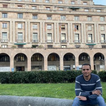 Lavoro per babysitter a Genova: lavoro per babysitter HOSSAM