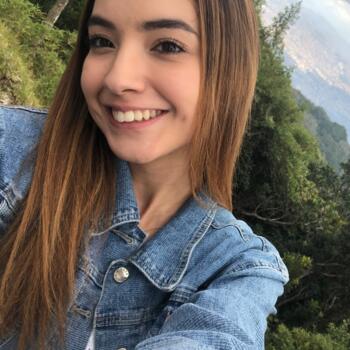 Nanny in Torrent: María Mayela