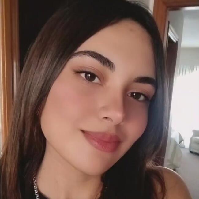 Babysitter in Montevideo: Camila