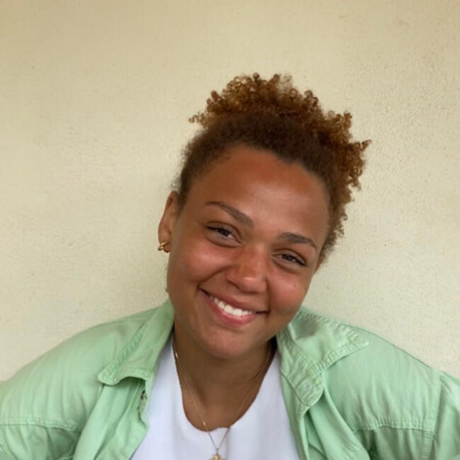 Babysitter in Fontenay-le-Fleury: Solange