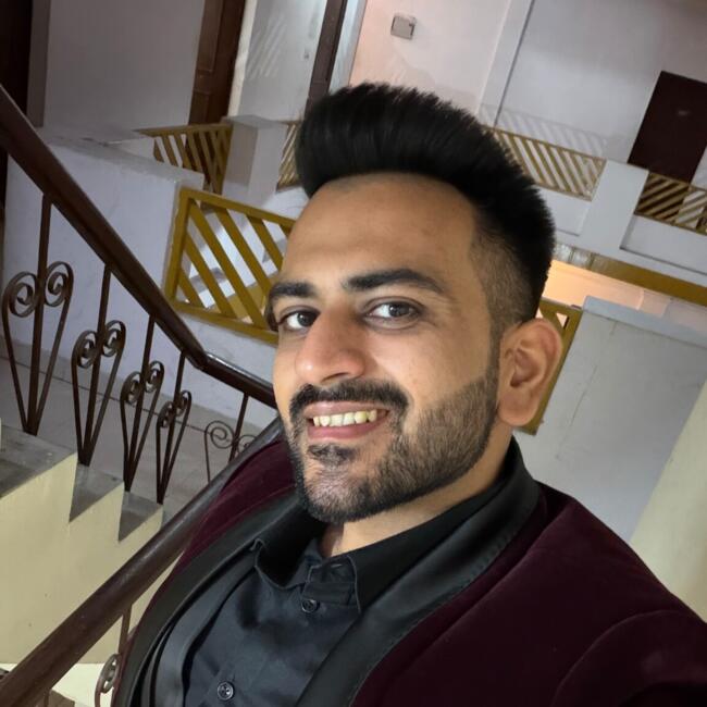 Babysitting job in Ghaziabad: Shrey