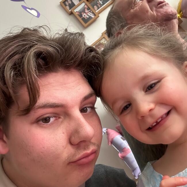 Babysitter in Rogny: Paul