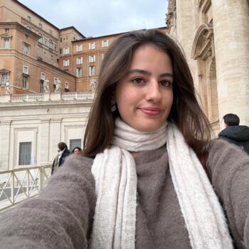Babysitter em Cascais: Maria