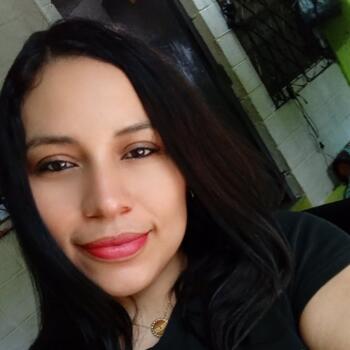 Babysitter San Salvador: Leonor