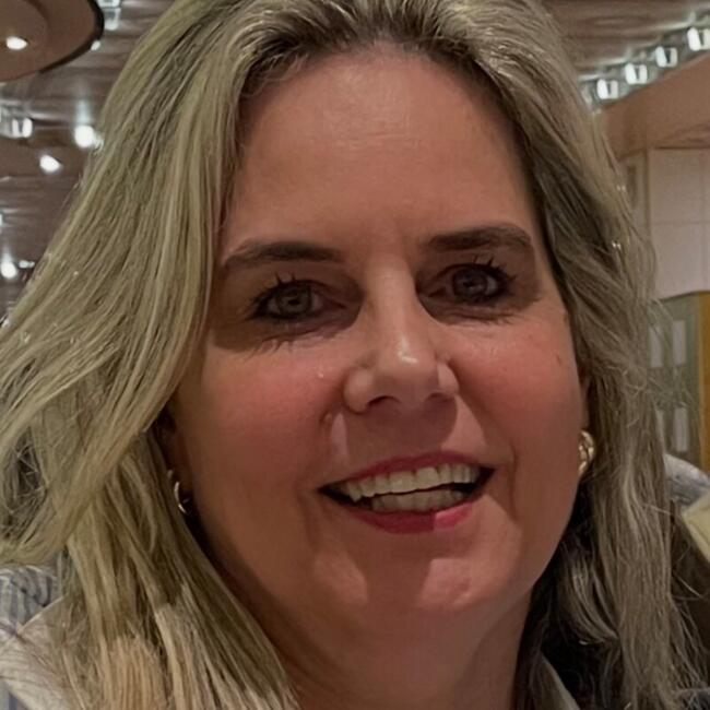 Babysitter in Matosinhos Municipality: Cristiane