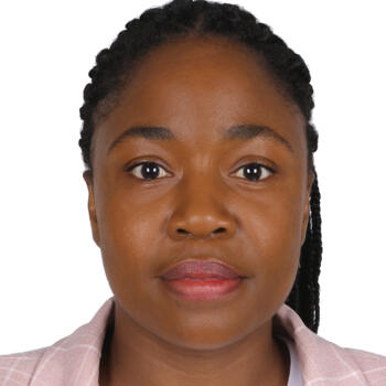 Babysitter στην περιοχή Ντουμπάι: Monica