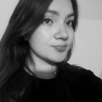 Babysitter in Girona: Mary