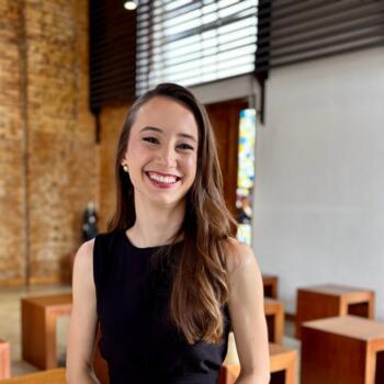 Babysitter Joinville: Larissa