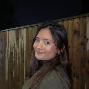 Babysitter London: Priyanka in