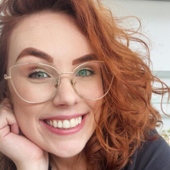 Babysitter in Caxias do Sul: Caroline