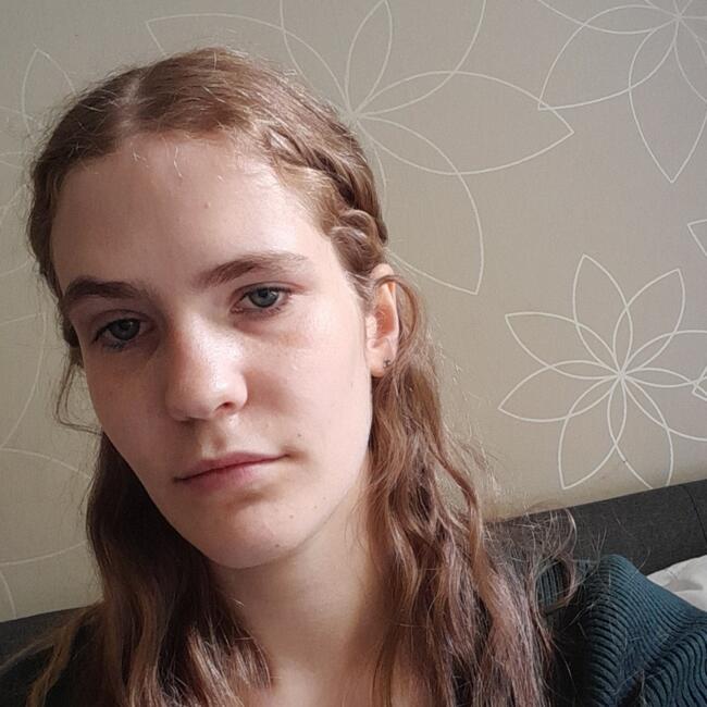 Babysitter in Wellington: Mackenzie