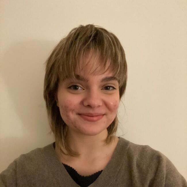 Babysitter in Berlin: Mina