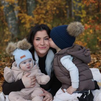 Lastenhoitotyö Jyväskylä: Lastenhoitotyö Jenni