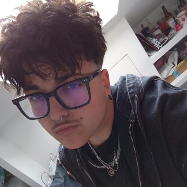 Babysitter in Turin: Leonardo