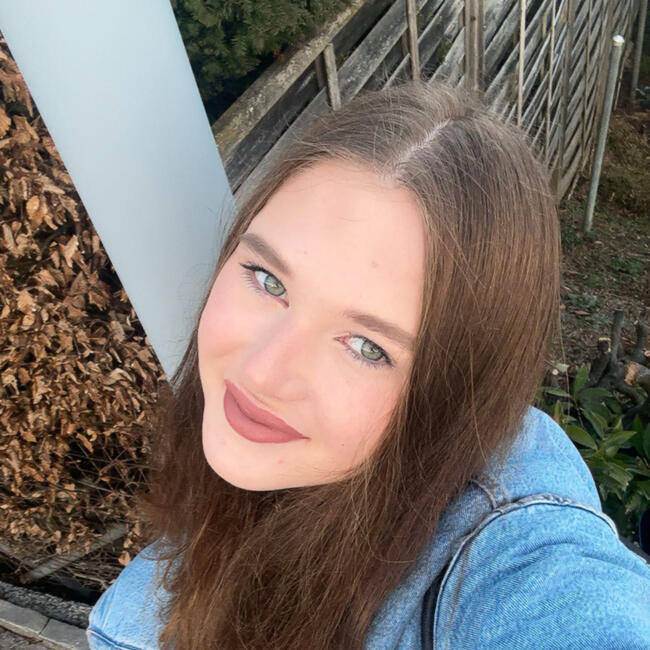 Babysitter a Erlenbach: Lilly