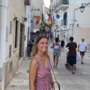 Babysitter στην περιοχή Βαλανσιέν: Faustine G