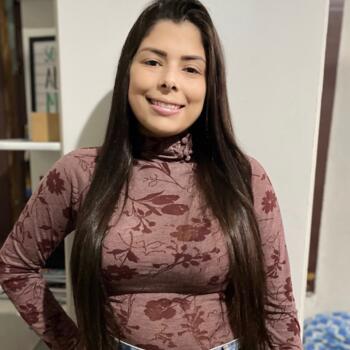 Babysitter Caraguatatuba: Joana