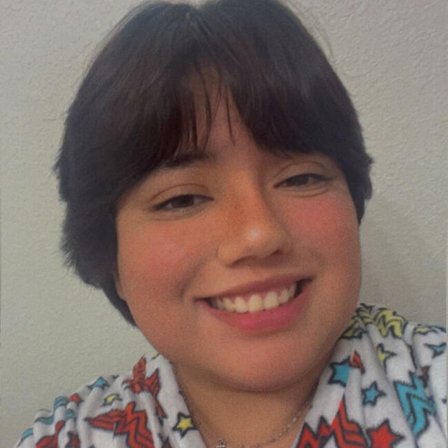 Babysitter in South Houston: Yisselle