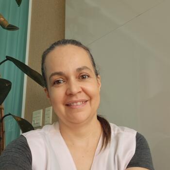 Babysitter in Londrina: Grasiele