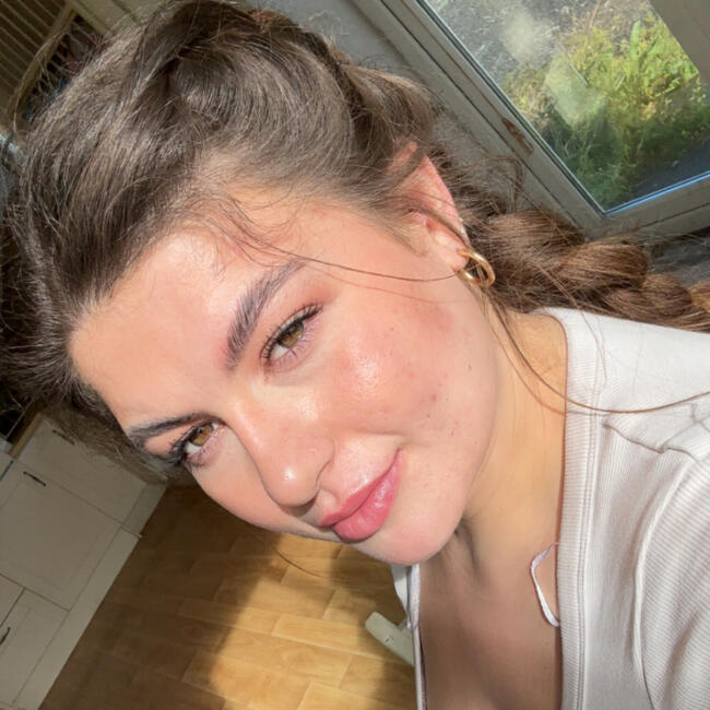 Babysitter in Ballinasloe: Lauren