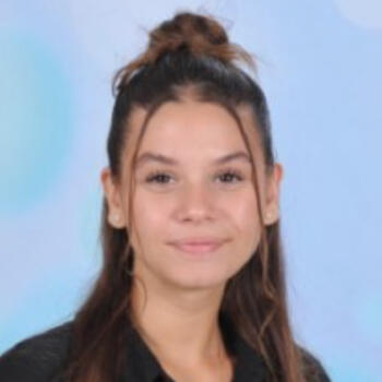 Babysitter in Martigues: Cécilia