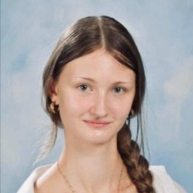 Babysitter in Chaville: Maelys