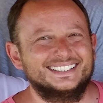 Babysitting job in Agía Paraskeví (Αττική): babysitting job Kostis