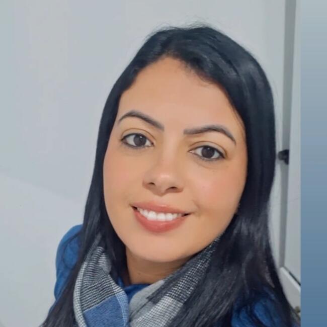 Babá em São Paulo: Adriana