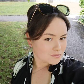 Babysitter in Arbent: Alicia