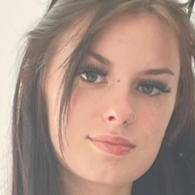 Babysitter in Gorebridge: Demi-lee