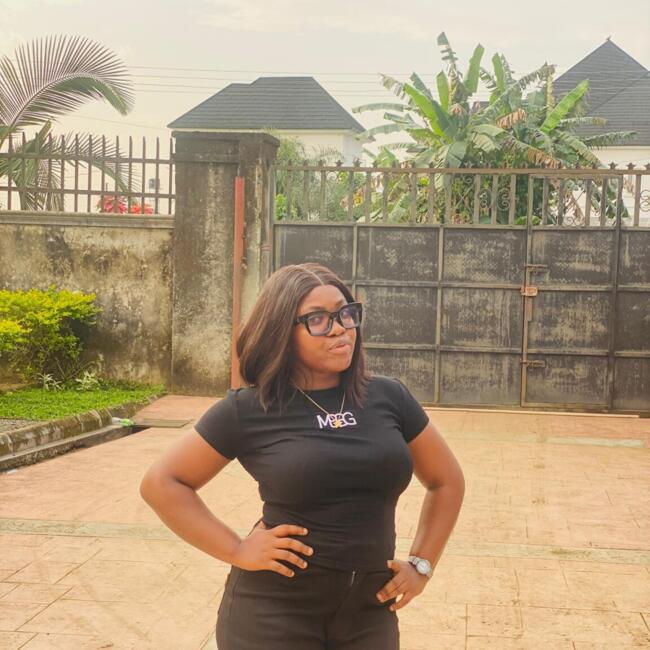 Babysitter in Uyo: Covenant