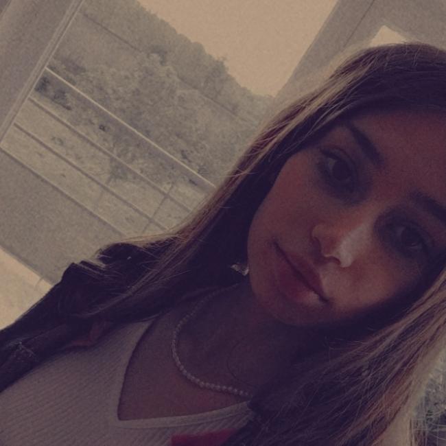 Babysitter in Troyes: Camille