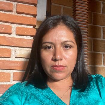 Babysitter in Querétaro City: Laura