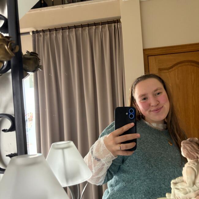 Babysitter in Bever: Melissa