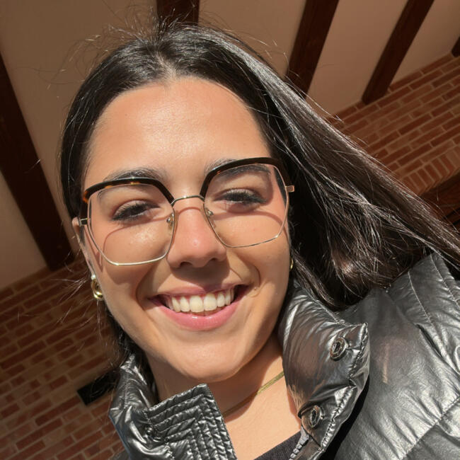 Canguro en La Eliana: María