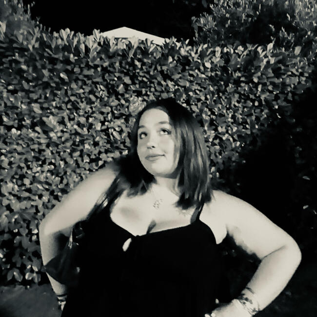 Babysitter in Montreuil: Jeanne