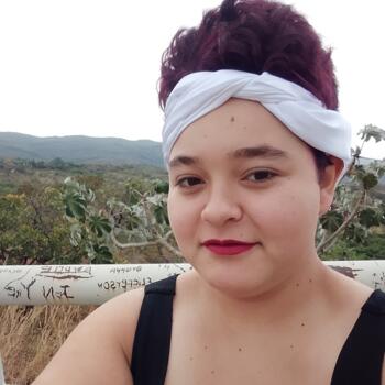 Babá em Goiânia: Andria