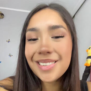 Babysitter Brisbane: Francesca cerda