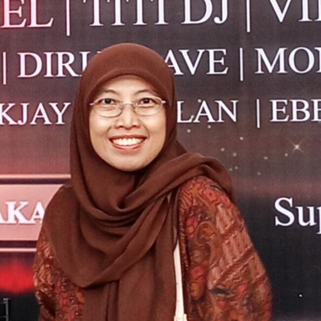 Nanny in Jakarta: Sulis