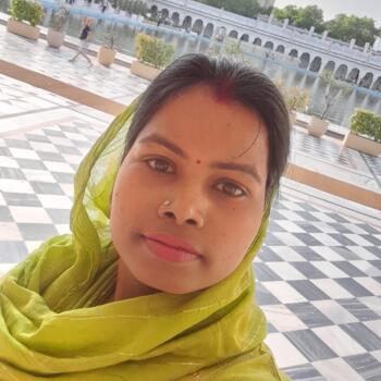 Nanny in Ghaziabad: Moni Dutta