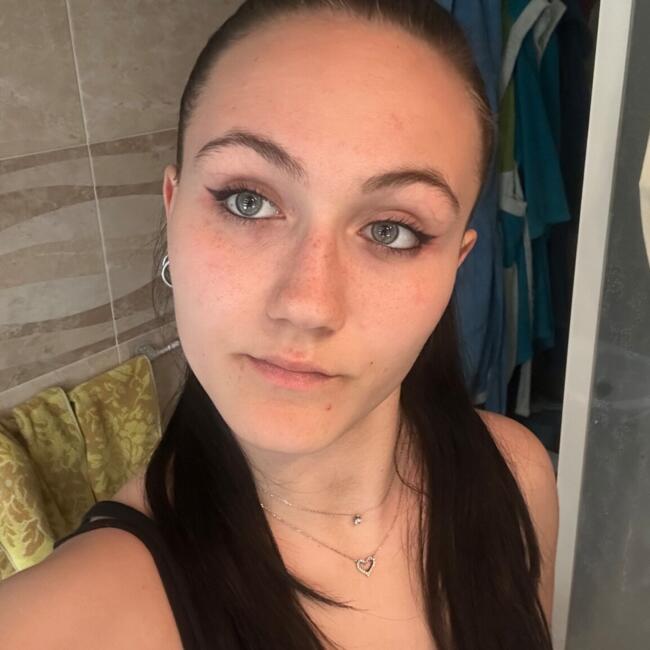 Babysitter in Milan: Elisa