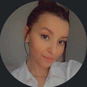 Babysitter in Évry: Imane