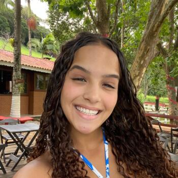 Babysitter in Jacareí: Raissa Giovana