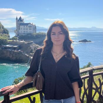 Babysitter in Montauban: Apolline