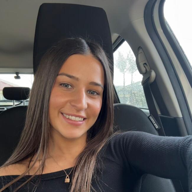 Babysitter in Adelaide: Ebony