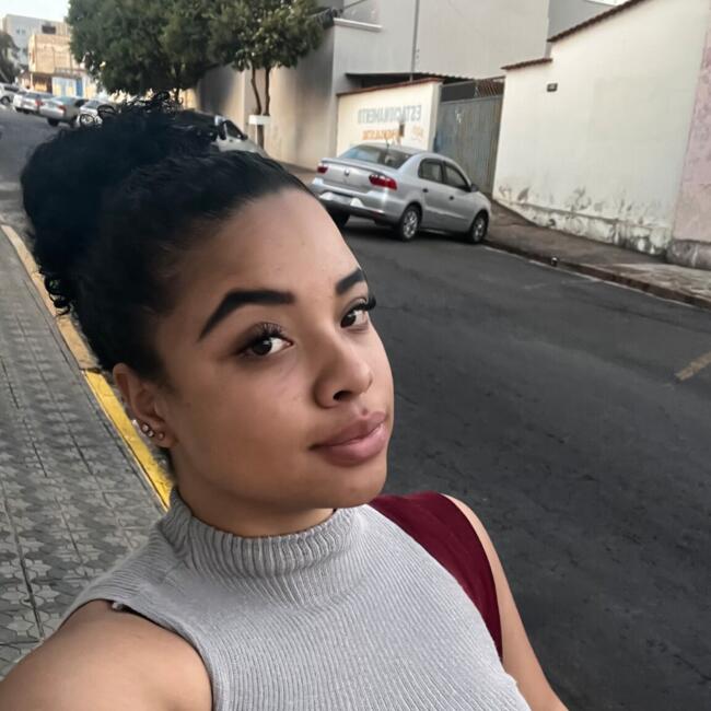 Babysitter in Alfenas: Raissa
