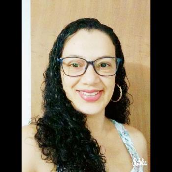 Babysitter Vila Verde: Simone
