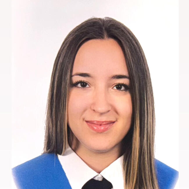 Babysitter in Granada: María