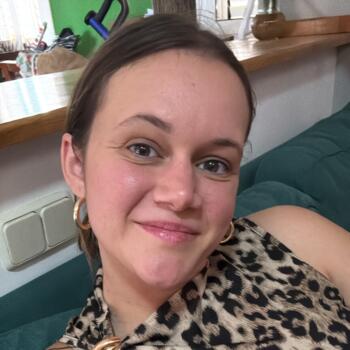 Babysitter in Kinsaley: Silvia
