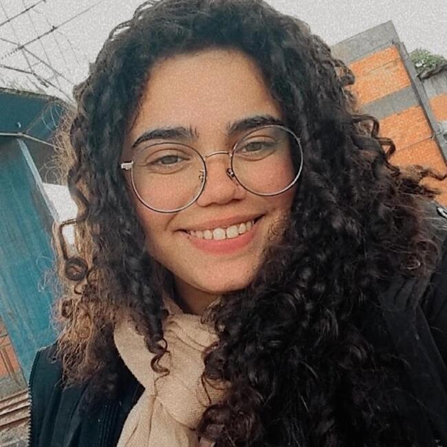 Babysitter in Alvorada (Rio Grande do Sul): Stephanie